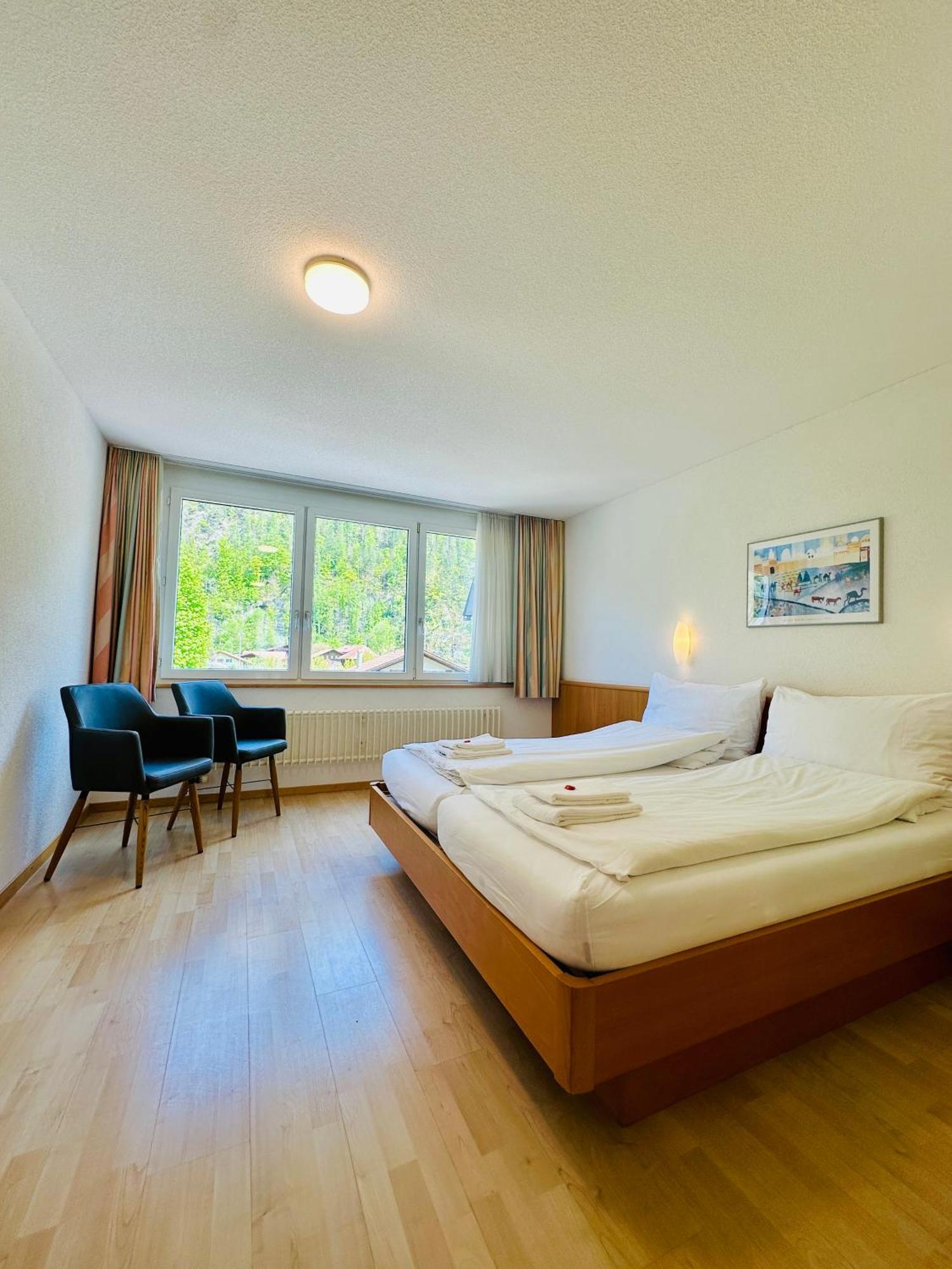Hotel Rebstock Meiringen Exterior photo